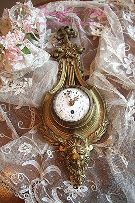 French romantique ....  bronze ribbon clock LOUIS XVI ....